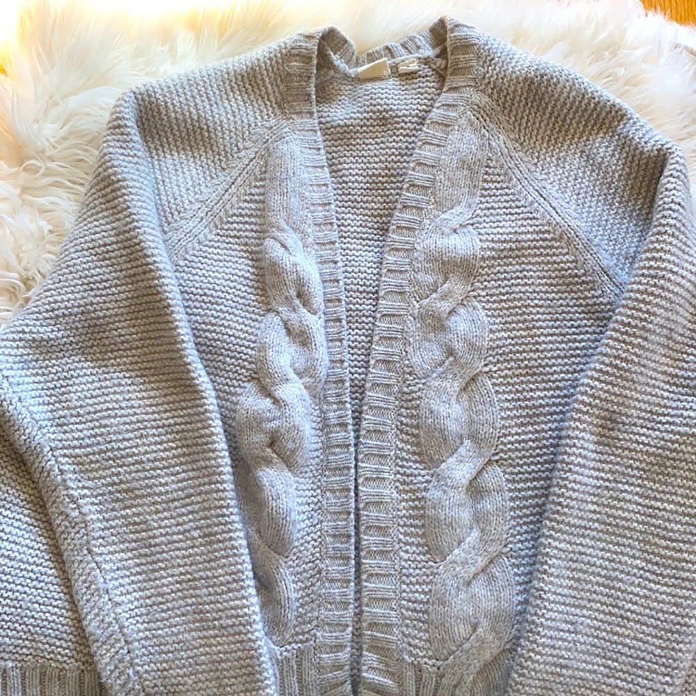 GAP Gray Knit Cardigan
